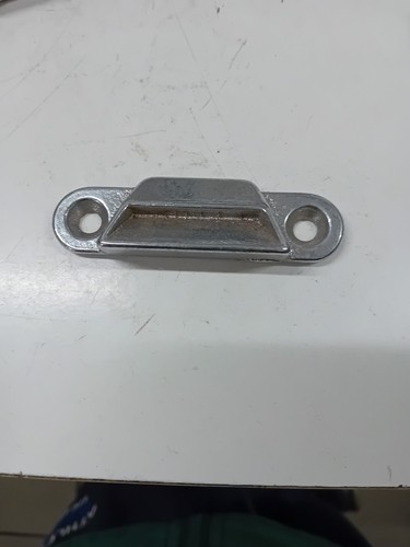 Scontro serratura porta - , o